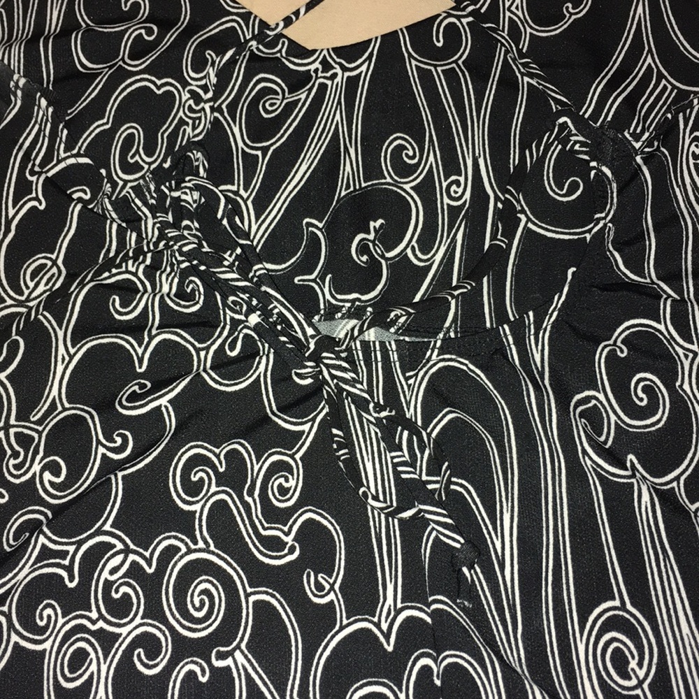 Beautiful Dress - Picture 6 of 12